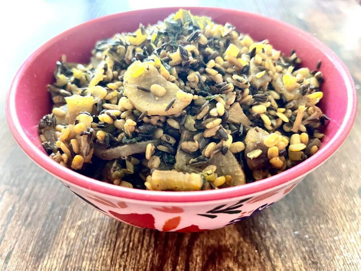 Black Lentils and Radish Curry